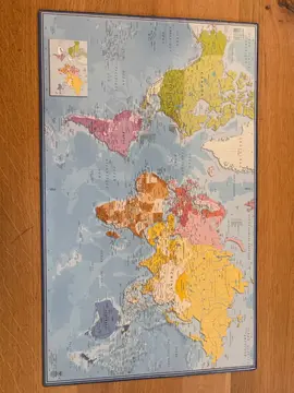 sous main mappemonde
