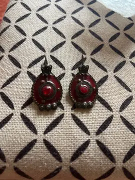 Boucles d’oreilles rouge