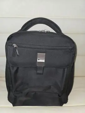 Sac à dos occasion noir pour travail ou école