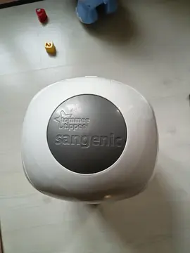 Poubelle couches enfant Tommee Tippee Sangenic