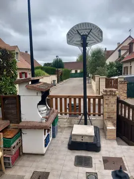 Poteau Basket avec contre-poids réservoir eau
