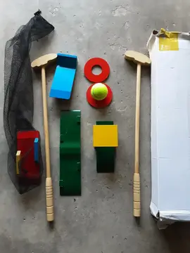 Mini-golf