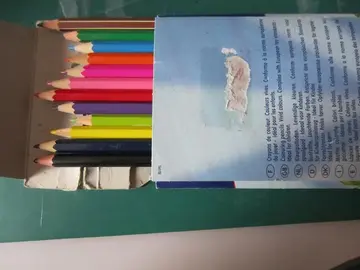 Scolaire : Crayons de couleur