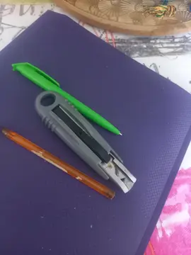 stylos/cutter