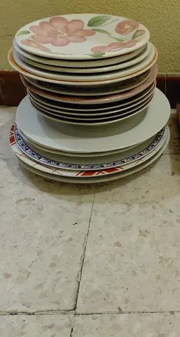lot d'assiettes