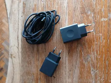 Câble D'alimentation et Adaptateur