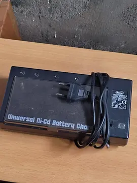 Chargeur de piles