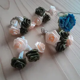petites fleurs en tissu