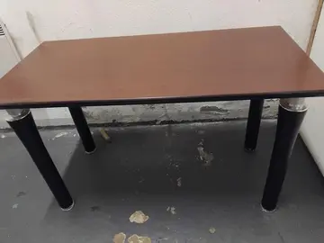 table d’appoint, bureau