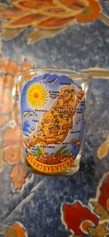 Petit verre à alcool souvenir de Fuenteventura