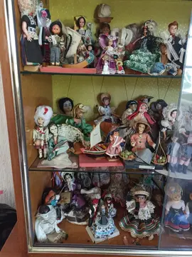 Poupées