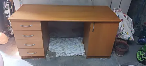 bureau adulte