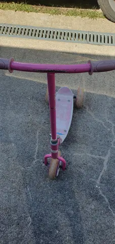 vélo enfant,trottinette,drone