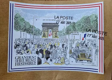 Bloc 2 timbres 8 mai 1945