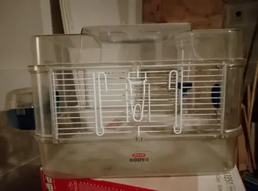 Cage gerbille