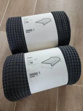 2 dessus de lit ikea gris neufs
