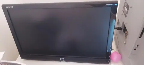 Moniteur Compaq 18,5 cm avec cable d'alimentation