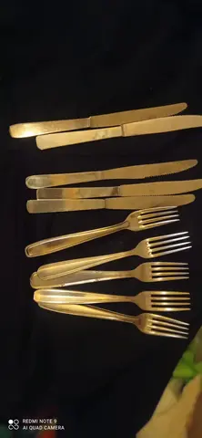 couverts dépareillés