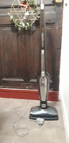 aspirateur électrique bon état