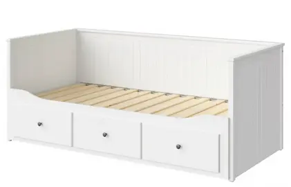 lit IKEA avec tiroirs en bon état