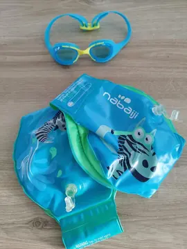 Brassards et lunettes piscine