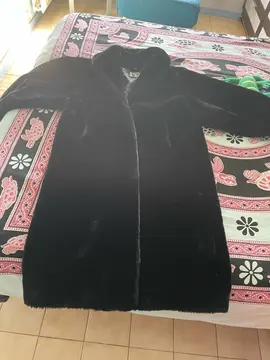 manteau fausse fourrure