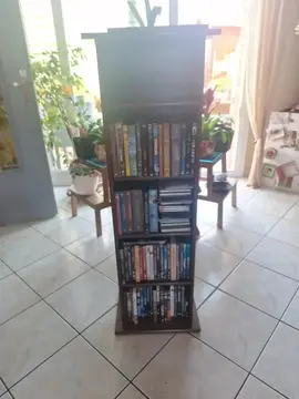 Etagère (SANS LES DVD)