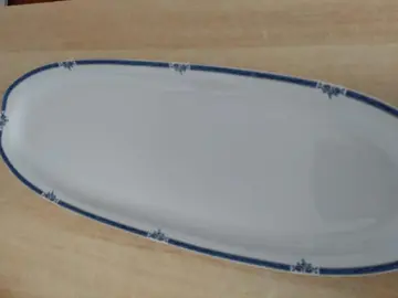 plat en porcelaine
