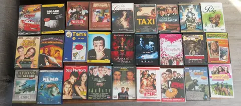 Lot de 27 DVD