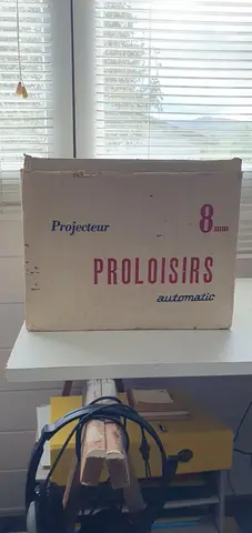 PROJECTEUR 8mm + CAMERA