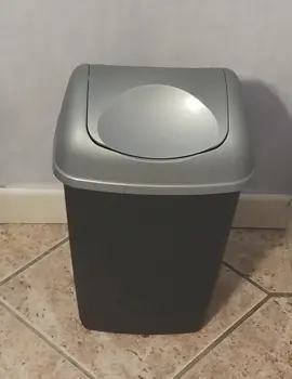 petite poubelle