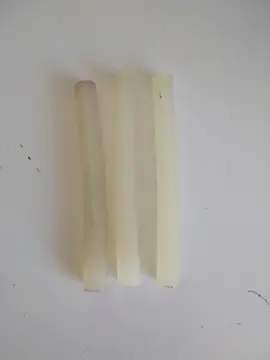 bâtons de colle