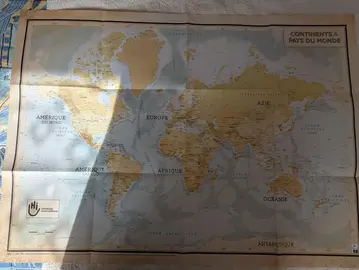 POSTER DES CONTINENTS ET PAYS DU MONDE