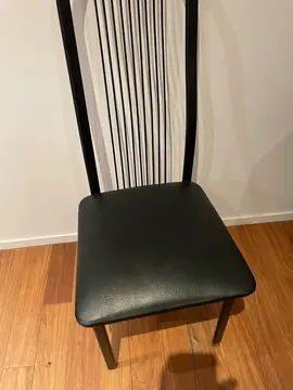 3 chaises