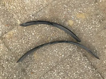 Gardes boues auto suspendus