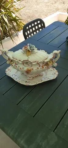 Soupière décorative