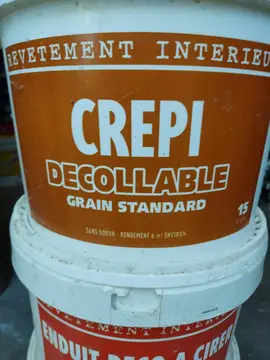 crépi decollable