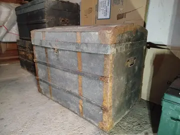malles en bois