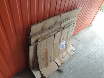 6 cartons de déménaqement