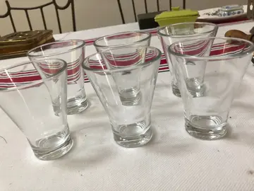 6 verres à digestif ou à eau