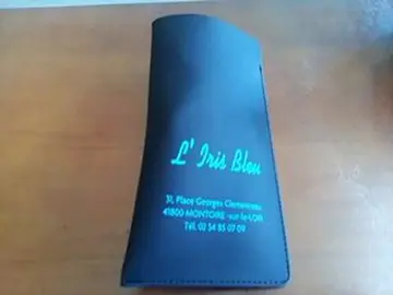 pochette lunettes