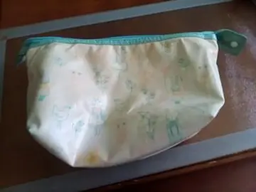 Trousse toilette avec motifs