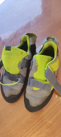 chaussons d'escalade T37