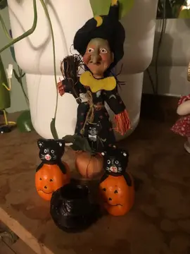 figure Halloween