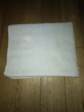 grande serviette de toilette bleu ciel 100% coton
