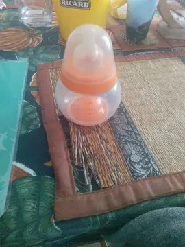 biberon bebe
