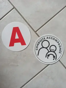 Autocollant conduite accompagnée et jeune conducteur