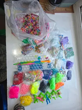elastiques pour faire des bracelets ou bagues ou autres