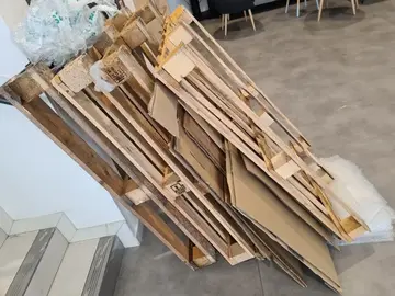 4 palettes