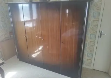 Grande armoire vintage 4 portes, L 2,10 m – bon état général